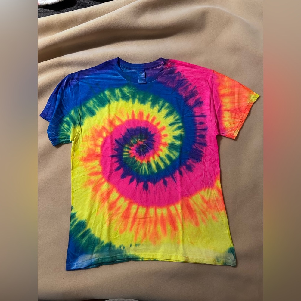 #1058 Vibrant Neon Colors Tie-Dye T-Shirt Size Adult Large, New